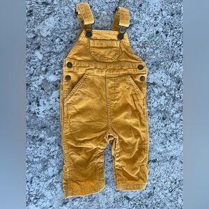 Hanna Andersson Mustard Yellow Corduroy overalls 3-6 months